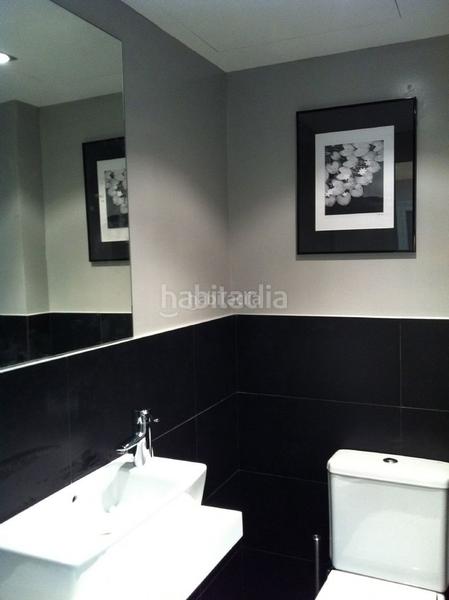 Foto a2161ed4-0015-4f36-beec-6e31171b75e1. Oficina en travessera de gràcia 15 impecable, posibilidad de amueblado en Barcelona