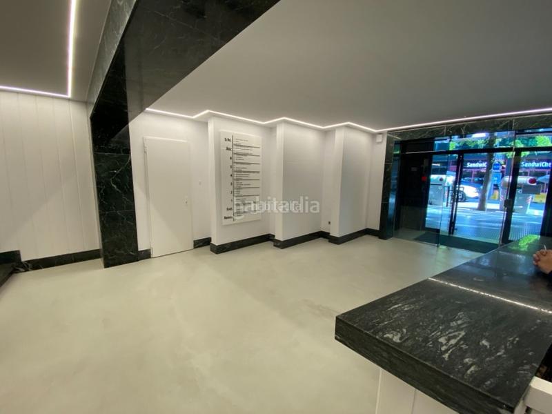 Foto a6ef020a-c63f-4491-b196-67fa618fef21. Oficina en travessera de gràcia 15 impecable, posibilidad de amueblado en Barcelona