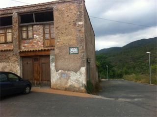 Semi detached house in Calle santa bárbara, 15. Matet / calle santa bárbara