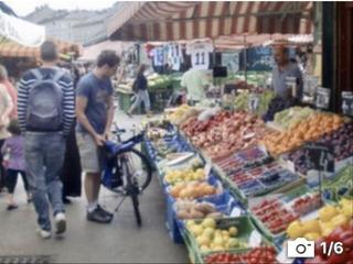 Business premise in Carrer vint 56. Local comercial mercado de bonavista