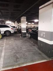 Lloguer Aparcament cotxe a Carrer de còrsega 385. Plaza de parking muy grande