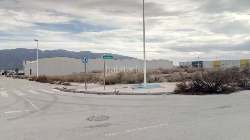 Foto 80ca8efd-7f9b-4bd8-9924-366e77c38ff3. Industrial plot in calle la alberquilla 14 in Librilla