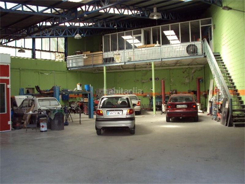 Foto ea02c803-51b1-4019-8962-954e1ba57b1b. Autoparkplatz in cuesta cofin 3 in Loja