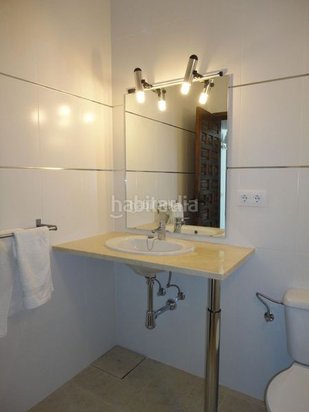Foto 2b0cfdc5-3f95-4750-a80a-ae1c140fc4fc. Rent towny house in calle los pinos 18 in Puerto Rey Vera