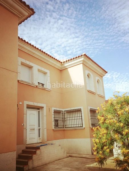 Foto ce2dc250-2352-4c22-99ba-861066702e72. Haus in calle san josé de calasanz 8 in Lillo