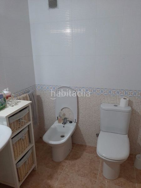 Foto ee1e4e31-0a8b-4c7e-9a5b-2e3e8fb9129c. Pis a carretera nova 77 a Alcanar