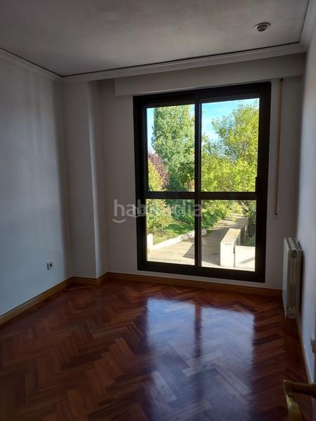 Foto 21aaf0b2-0e9d-4ecf-8863-ec5ae0409975. Alquiler piso en calle mariano de los cobos 6 precioso piso en edificio windsor en Valladolid