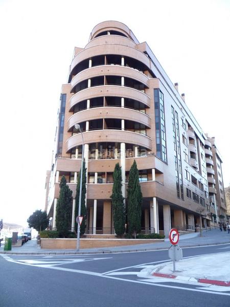 Foto e212859b-1228-4931-a4be-5dff7c67d5ee. Alquiler piso en calle mariano de los cobos 6 precioso piso en edificio windsor en Valladolid
