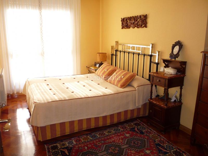 Foto 5a38c78c-113a-4ad7-8ac1-d659e7a26c81. Rent flat in calle mariano de los cobos 6 in Parquesol Valladolid