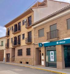 Appartement à Calle consolación 8. Céntrico piso en iniesta con terraza y garaje