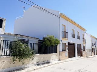 Casa adossada a Velazquez 1. Santa cruz