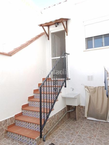 Foto 37d25a67-34be-4bf6-a228-056c7d06f3cc. Casa adosada en calle virgen de la cabeza 12 casa adosada seminueva en Huéscar