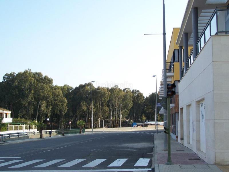Foto 9f6f5190-5917-41b3-9f34-ecb9751d976b. Estudio en avenida de la playa 4 ciudad en Isla Cristina