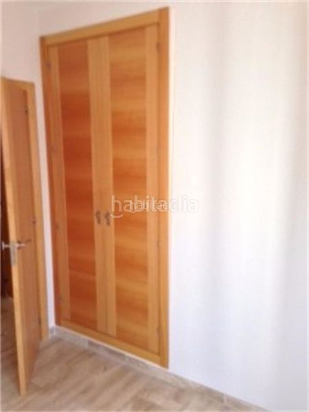 Foto 09ec9a0b-7b12-4e28-bb86-0e207bf6e9af. Flat in calle doctor miguel servet 18 in Fernán - Núñez