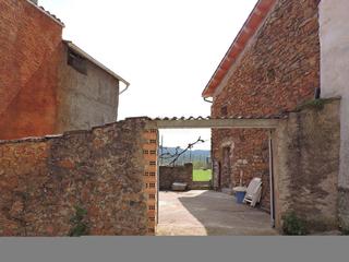 Casa a Carrer de la mota 9. Casa de pueblo
