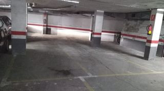 Parking coche en Passeig jaume brutau, 34. Garaje - 2 plazas de parking