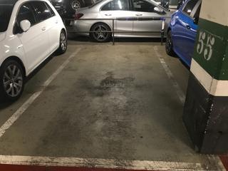 Alquiler Parking coche en Carrer de còrsega 388. Parquing para coche grande