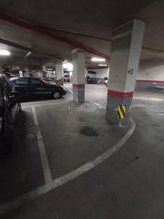 Location Parking voiture à Rambla rafael casanova 43. Parquing casc antic de sant boi