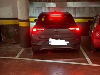 Parking voiture à Carrer de la concòrdia 85. Bases de manresa - carretera de santpedor