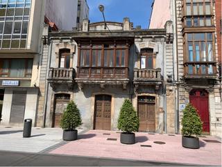 Casa a Calle emile robin 9. Casa en venta centro de avilés