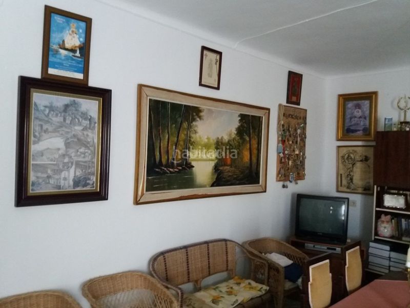 Foto eadffd2b-ee82-410c-9727-d449e6198af9. Terreny residencial a avenida aceituneros 7 a Martos