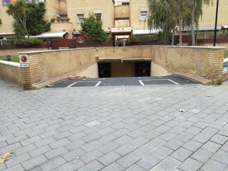 Lloguer Aparcament cotxe a Carrer de rosa sensat 26. Vila olímpica