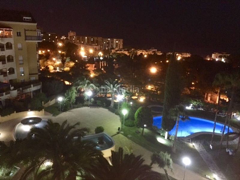 Alquiler Piso en Camino del prado, 1. Magnífico ático con vistas al mar y parque (Benalmádena, Málaga)