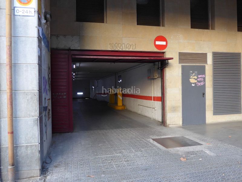 Foto fe7b4b7e-7583-424d-b944-9ff3b92ef9f0. Miete autoparkplatz in carrer de sant pere d'abanto 12 in Barcelona