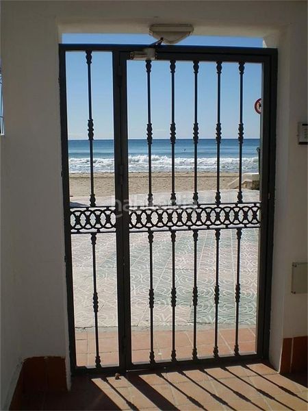 Foto 4cc8020c-98c2-408a-b46b-f0ad88190047. Alquiler piso en calle alemania 4 zona playa del bol - puerto / calle alemania en Calp