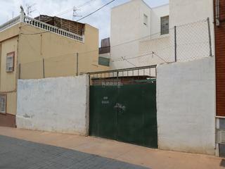 Terreno residenziale in Calle aliaga 11. Solar urbanizable 107 m2