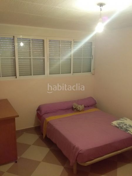 Alquiler Piso en Urbanización puerta de málaga, 160. Con o sin muebles prácticamente nuevo (Málaga, Málaga)