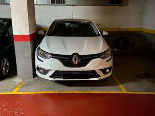 Alquiler Parking coche en Carrer de les santjoanistes 15. Plaza de parking para coche mediano