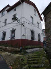 Casa a Calle corín tellado 4. Casa en viavelez, zona del puerto