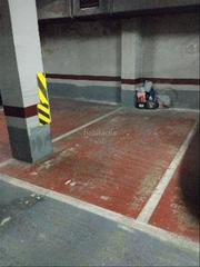 Alquiler Parking coche en Carrer de la marina 148. Parking coche mediano