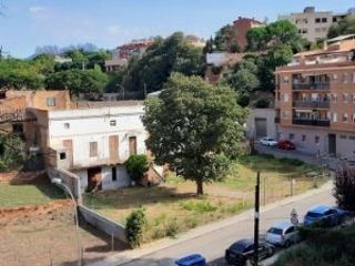 Masía en Carrer josep vidal, 50. Finca regia para rehabilitar en el centro de piera