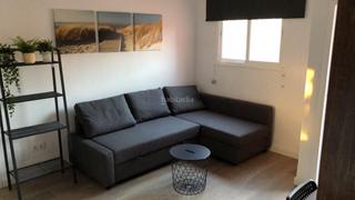 Rent Flat in Avenida agustín bálsamo 10. Bajadilla - fuente nueva / agustín bálsamo