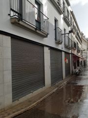 Rent Business premise in Carrer castell de la trinitat (del), 65. Local comercial