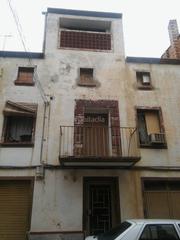 Casa a Carrer de l'enginyer jesús ramírez 29. Excelente situacion a reformar