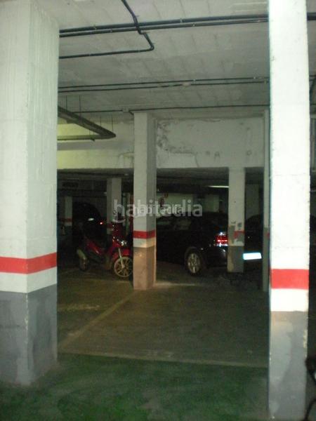 Foto c7cec4f6-48c7-4122-a6f7-f704e5fa2fbc. Aparcament cotxe a carrer manuel moreno mauricio 17 a Badalona