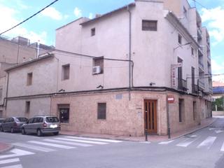 Local Comercial a Carrer carles tortosa 2b. Edificio planta baja +2 alturas