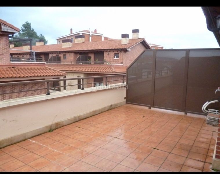 Foto 2ad307c8-7bf7-4252-ab57-6b096ef27925. Casa adossada a calle alondra 47 a Crucero - Aquende Miranda de Ebro