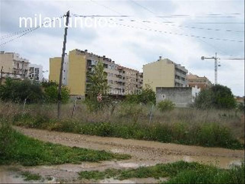 Foto fda3a7e0-8311-441d-a007-6e32f09df877. Terreno residencial en carrer d'alcala de xivert 1 solar urbanizable en Benicarló