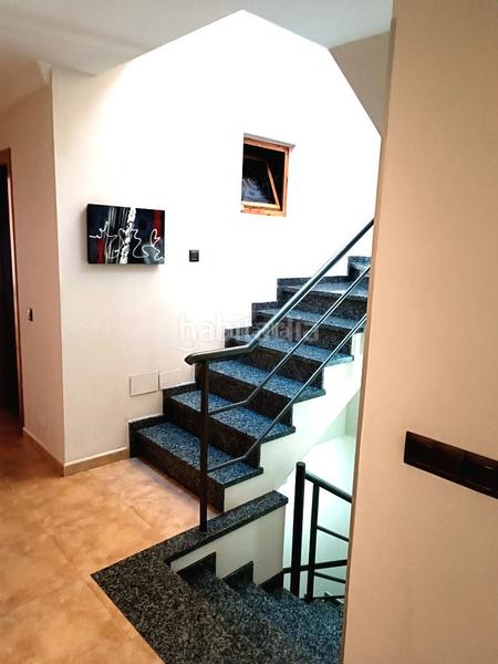 Foto 99929beb-3180-459d-b0d8-919b1bd46d5c. Dúplex a calle la libertad 4 a Benamocarra