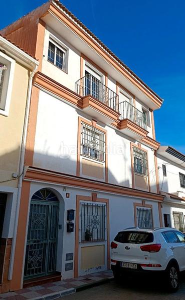 Foto e4e174fc-5a52-42b9-8892-9785138bd51a. Dúplex a calle la libertad 4 a Benamocarra