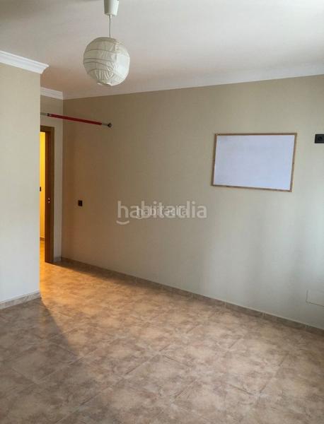 Foto efd801bd-c6ad-4e86-b11e-a22747deecf7. Dúplex a calle la libertad 4 a Benamocarra