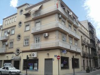 Pis a Calle tetuán 8. Piso centro perfecto estado