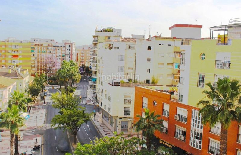 Piso en Avenida barcelona, 36. Céntrico y luminoso. (Málaga, Málaga)