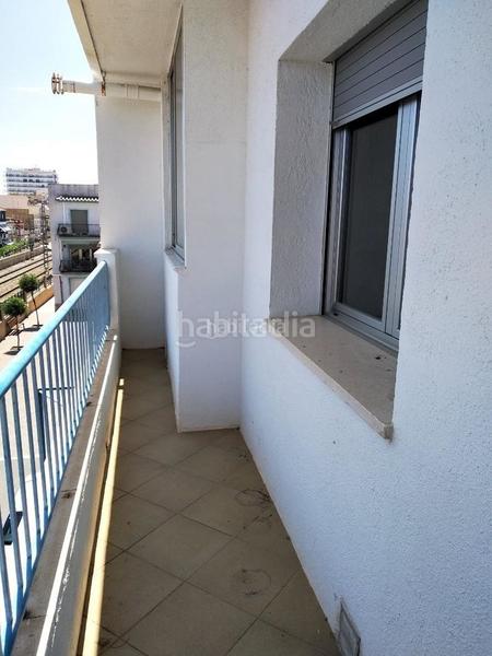 Foto 0da440c9-0545-43ad-8f5f-09394cf7e109. Piso en passeig del centre 2 l en Ampolla (L´)