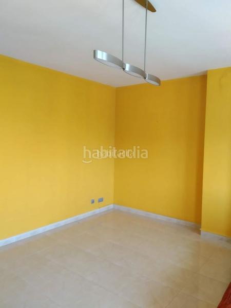 Foto 5d04f66b-0b20-4833-9ab7-def600b2ba27. Piso en passeig del centre 2 l en Ampolla (L´)