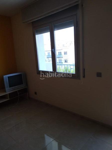 Foto b2aa9653-e1fa-4a1e-a997-0732d140d453. Piso en passeig del centre 2 l en Ampolla (L´)